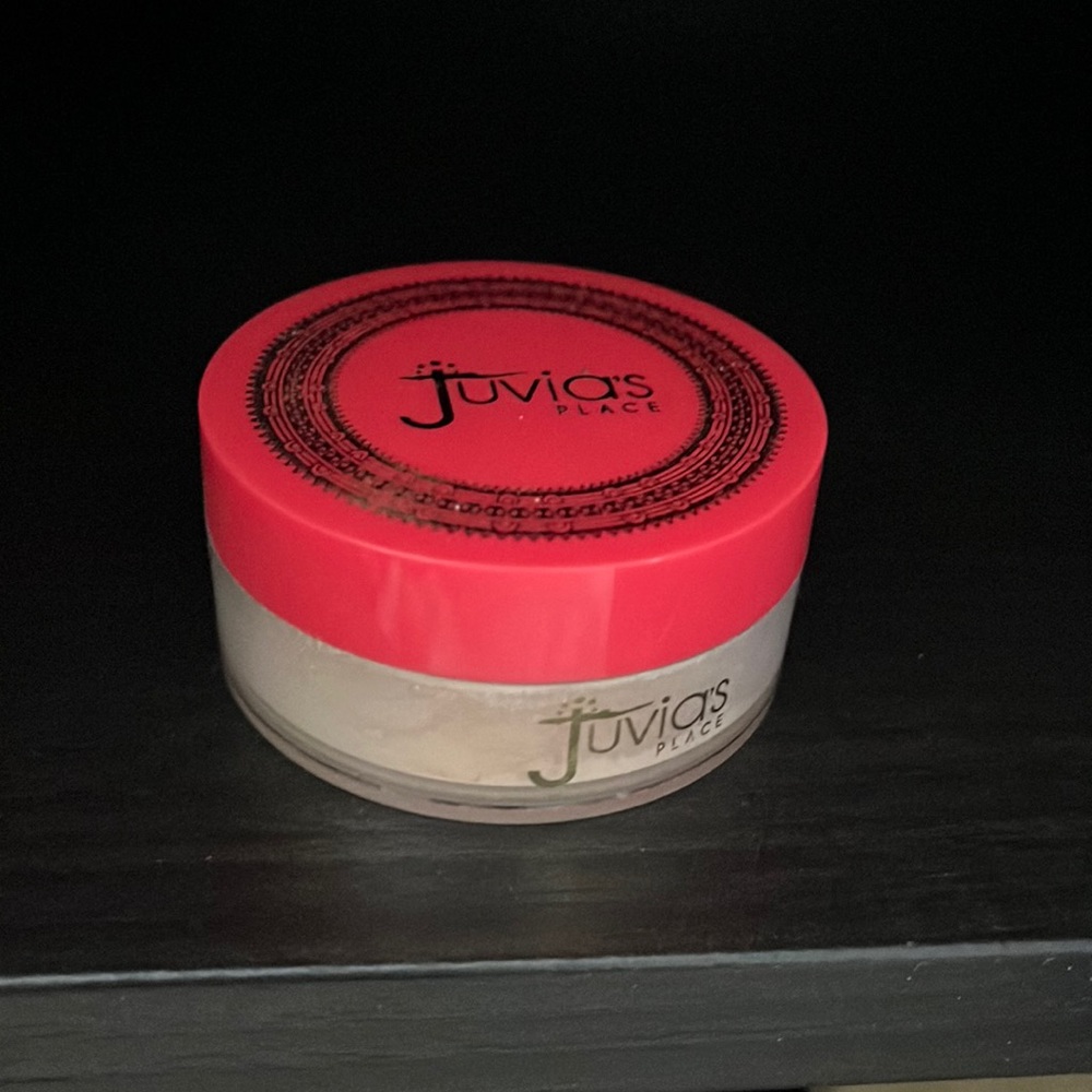 Juvia’s Place Setting Powder Sahara